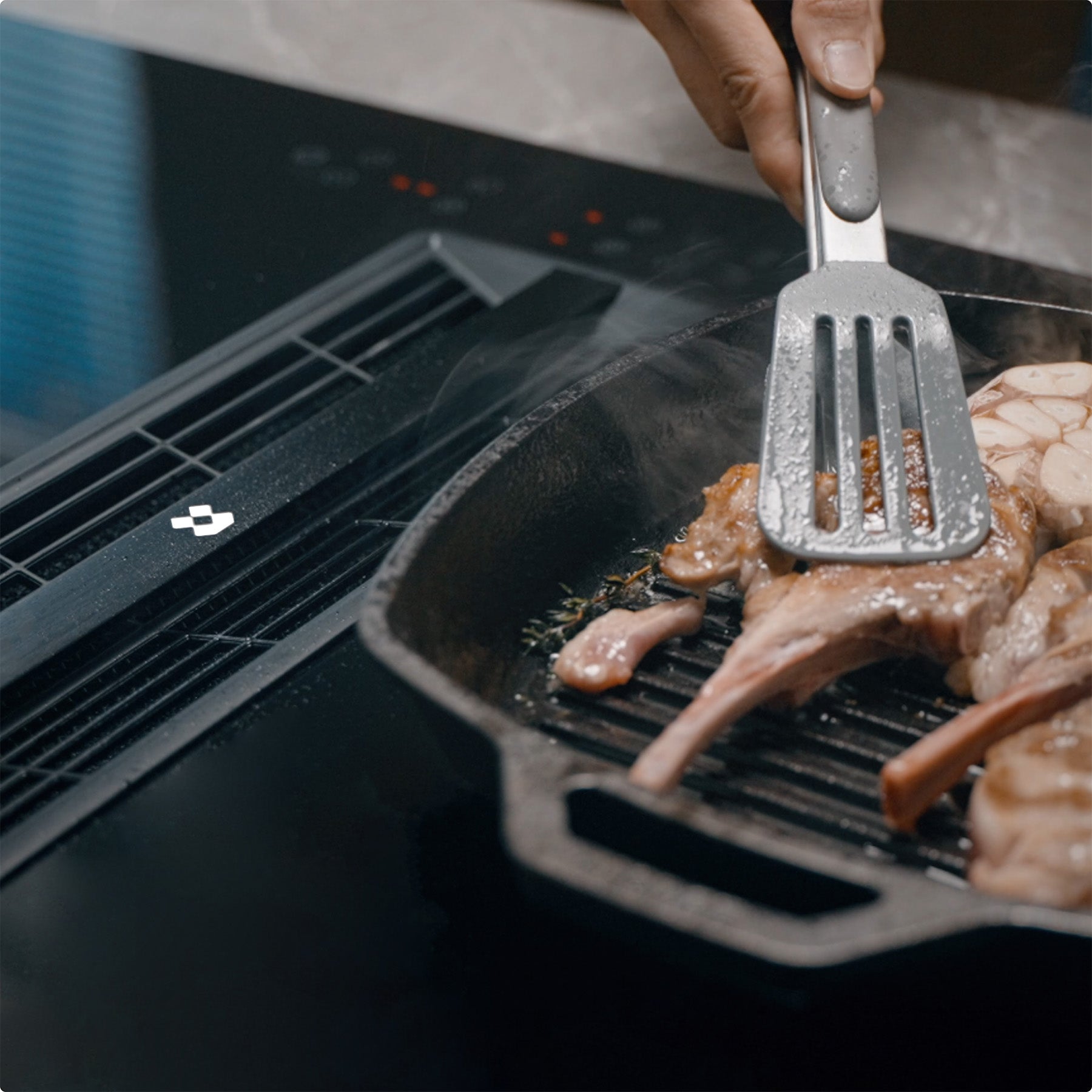 Ciarra ONE 59cm Electric Induction Hob with Integrated Plasma System CBBEH594BBFF Extractor Hob